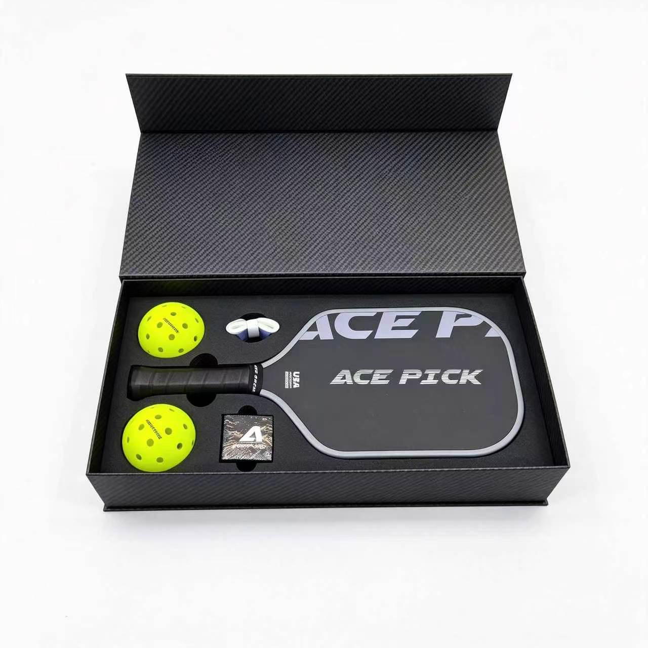 ACE PICK large-logo carbon gift box set